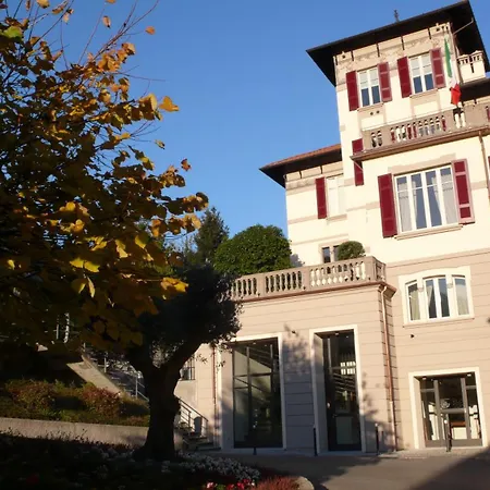 Aparthotel Casa Brenna Tosatto Art Experience 4*